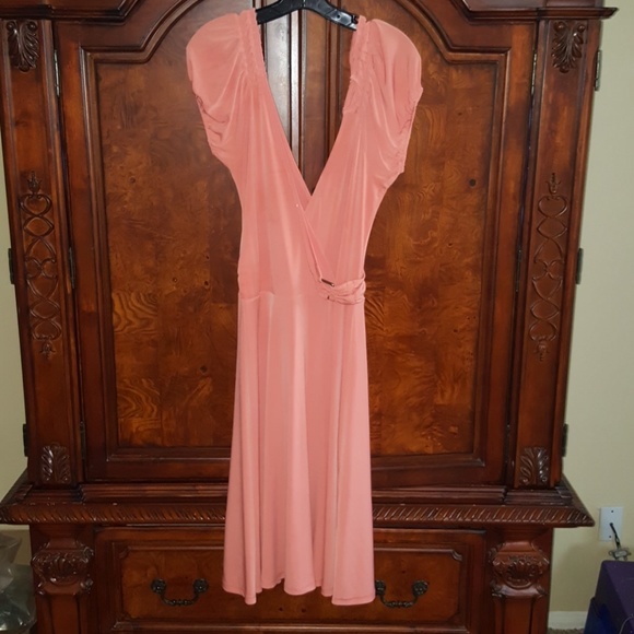 Dress - Picture 1 of 4